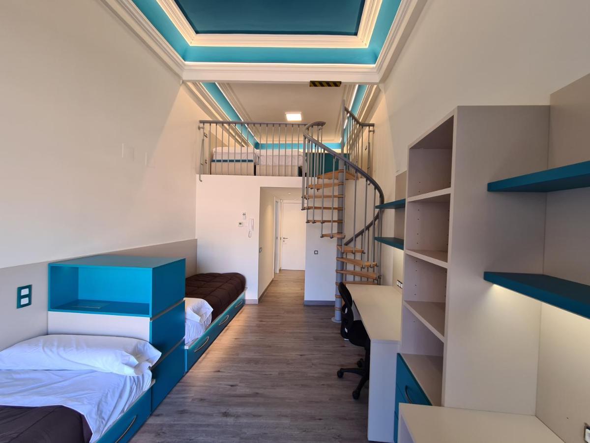 Apartaments Vicus 3 Con Vistas A La Plaza Mayor De Vic Dış mekan fotoğraf