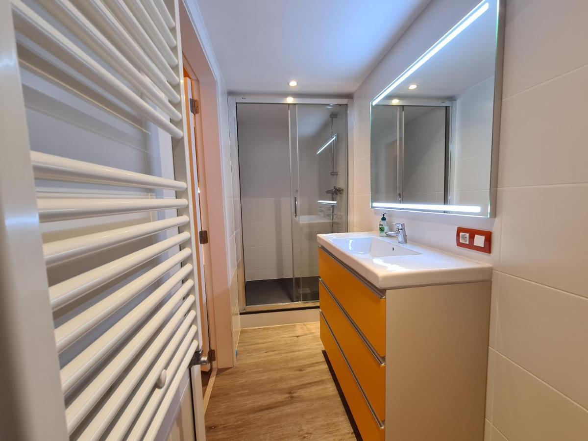 Apartaments Vicus 3 Con Vistas A La Plaza Mayor De Vic Dış mekan fotoğraf