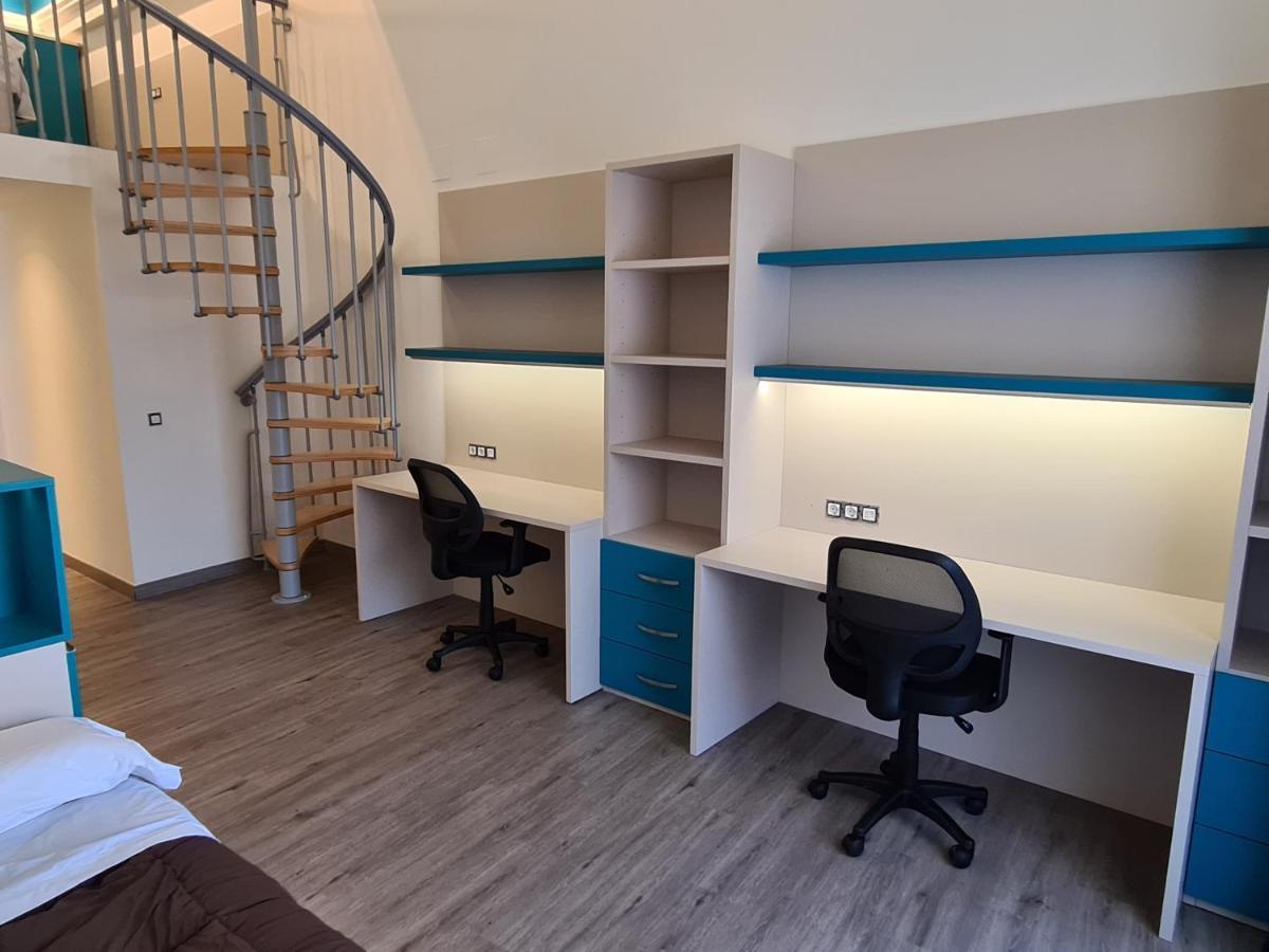 Apartaments Vicus 3 Con Vistas A La Plaza Mayor De Vic Dış mekan fotoğraf