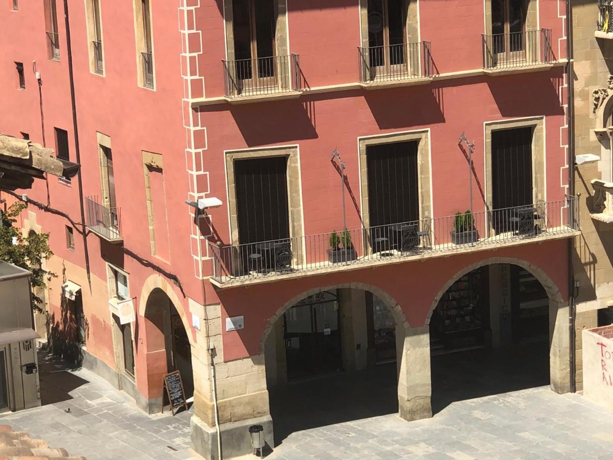 Apartaments Vicus 3 Con Vistas A La Plaza Mayor De Vic Dış mekan fotoğraf